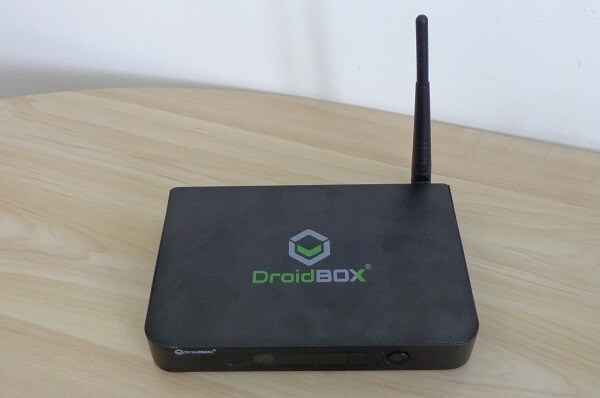 Συσκευή Android TV box για δωρεάν streaming ελληνικών καναλιών